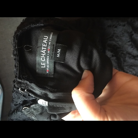 Le Chateau Lace Dress - Picture 3 of 5